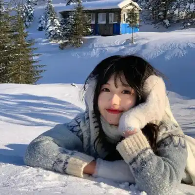 隗逸馨